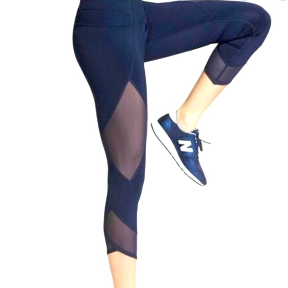 Athletica Size Small Black High Waisted legging
